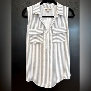 Loft size medium sleeveless button down top